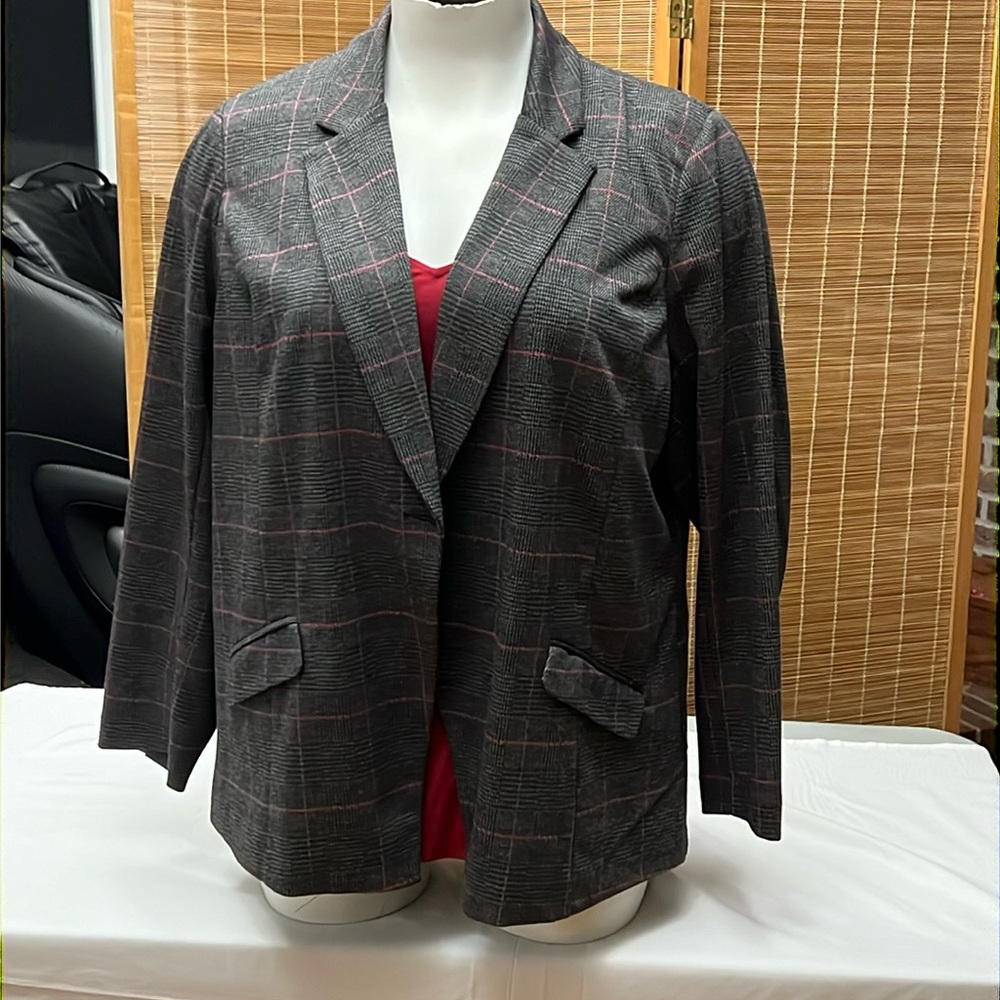 NWT Torrid Pink Gray Black Plaid Double Knit Blazer